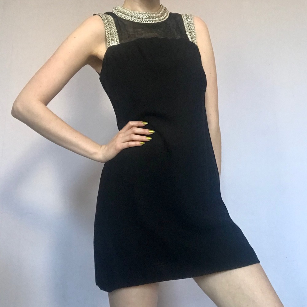 Vintage 1960’s little black dress 🖤✨